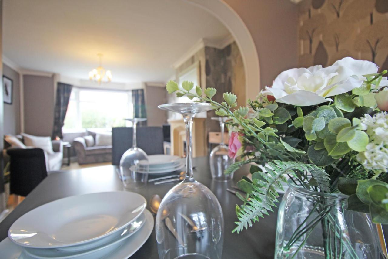 Queens Road - Luxury Spacious Home In Chester Christleton Exterior photo