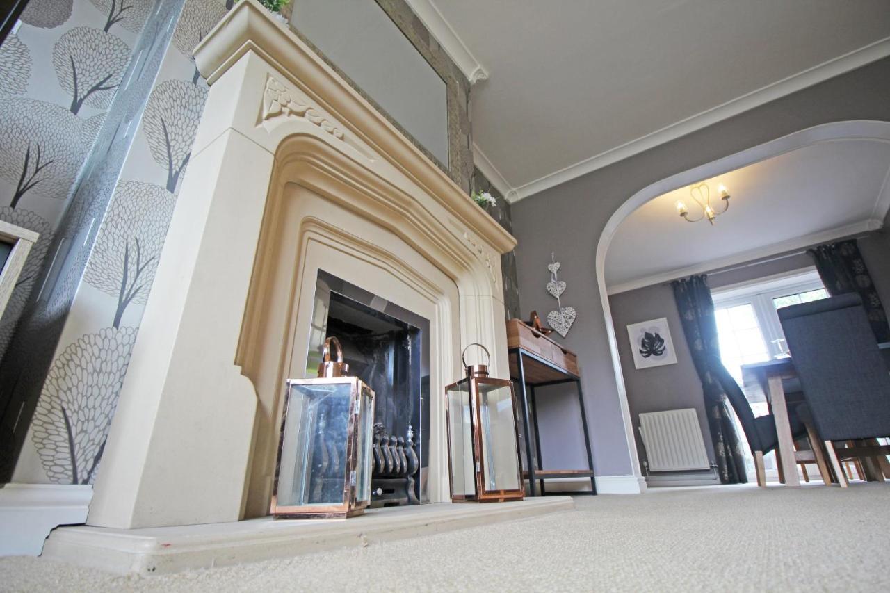 Queens Road - Luxury Spacious Home In Chester Christleton Exterior photo