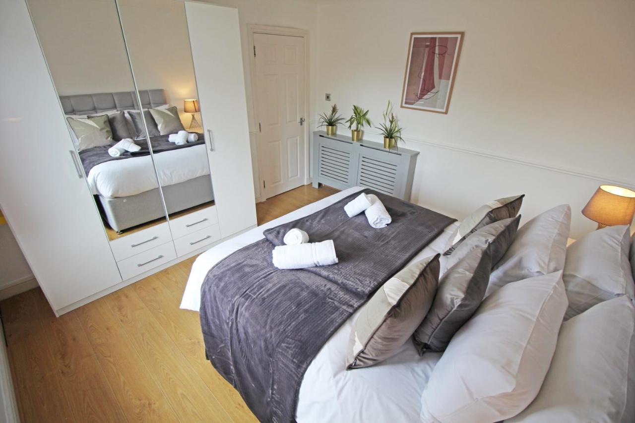 Queens Road - Luxury Spacious Home In Chester Christleton Exterior photo